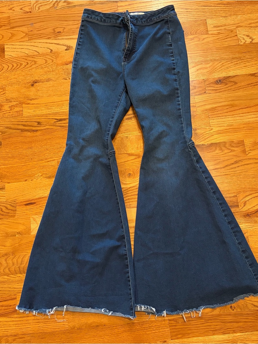 We The Free Flare Jeans Size 28 Short